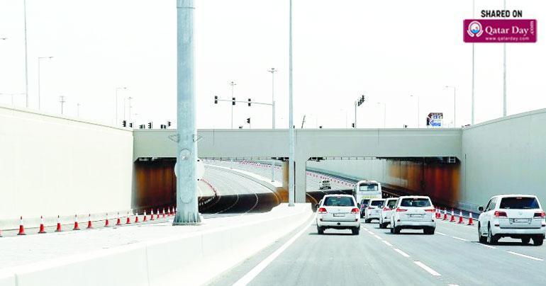 Those New Qatar Speed Cameras Know If You're On Your Mobile Phone