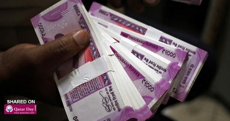 Dark days ahead for Indian rupee, strategists reveal