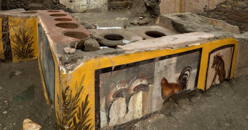 Pompeii: Ancient 'fast food' counter to open to the public