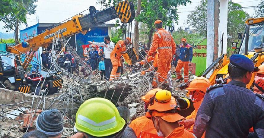 25 dead after roof of crematorium collapses 