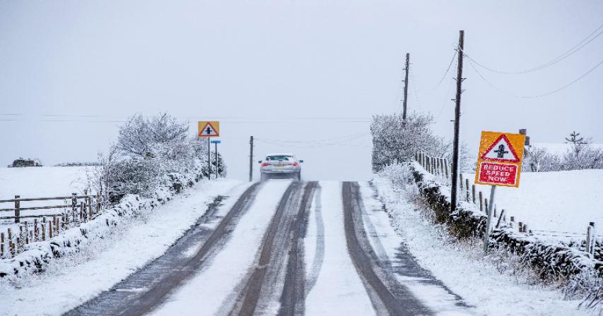 UK weather - Snow and ice warnings issued for England, Scotland and Wales