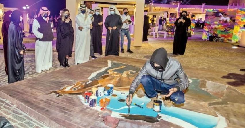 Fine Arts Group showcase their creativity with artistic paintings at Al Khor’s Halitan Market Square