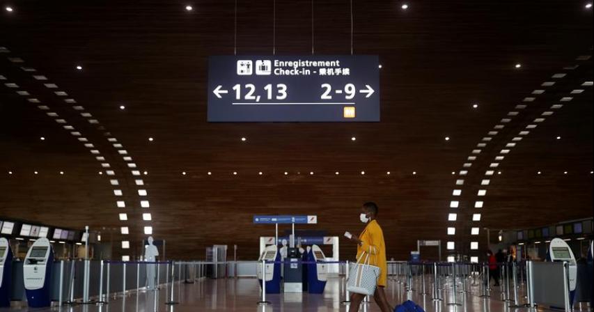 Eerily silent Paris CDG marks Easter without air travel rush