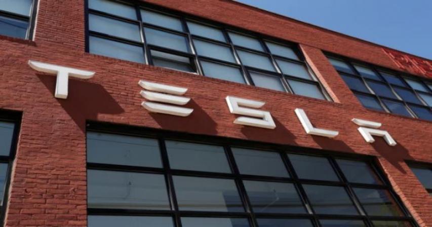 Tesla - Bitcoin sales, environmental credits boosts profits