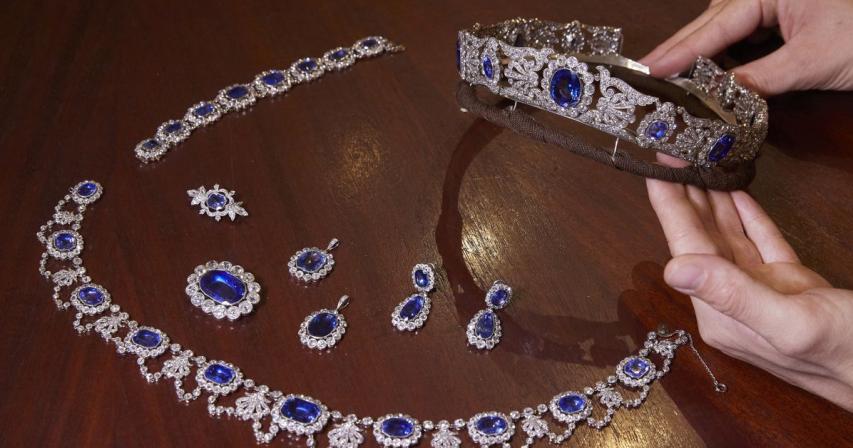 Jewels given to Napoleon's adoptive daughter on sale at Christie's next week