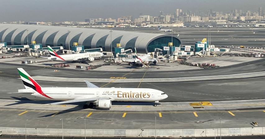 Emirates could swap Boeing 777X jets for smaller Dreamliners, chairman says 