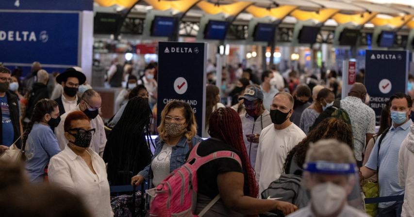 U.S. prepares for summer air travel spike; weighs foreign changes