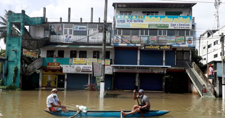 Heavy rain, floods kill at least 17 in Sri Lanka