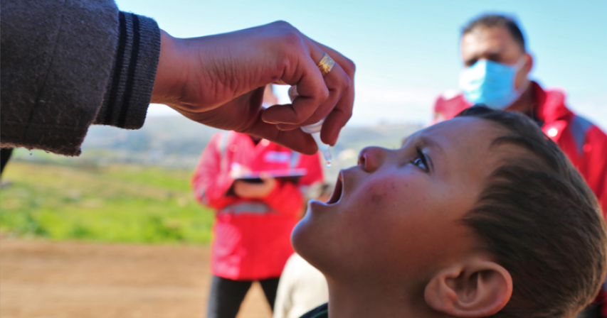 QRCS supervises WHO polio vaccination for Syria children