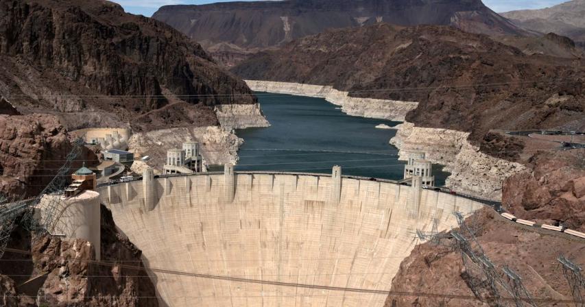 Hoover Dam reservoir hits record low, in sign of extreme western U.S. drought