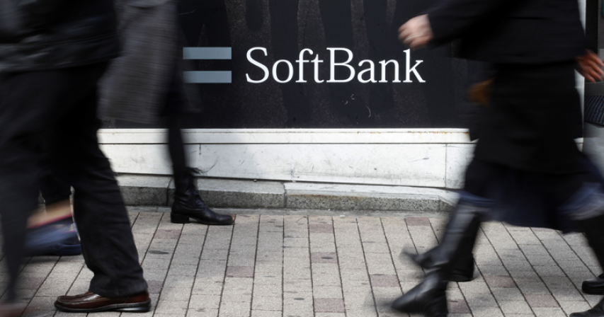 SoftBank pays $1.6 bln for Yahoo Japan rights
