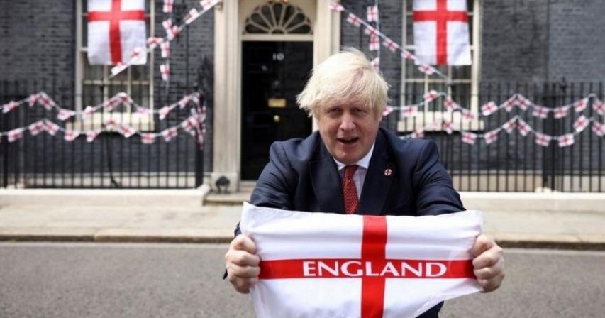 Euro 2020: Queen and Boris Johnson wish England well as final looms
