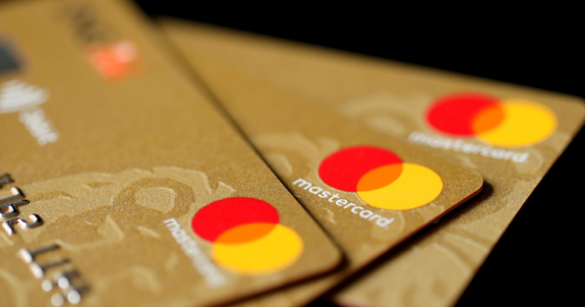 Mastercard: India stops payment service provider from issuing cards
