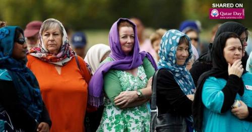 Women all over New Zealand wear headscarves to support Muslims after mosque terror attack 