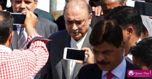 Former Pakistan president Zardari arrested on corruption charges