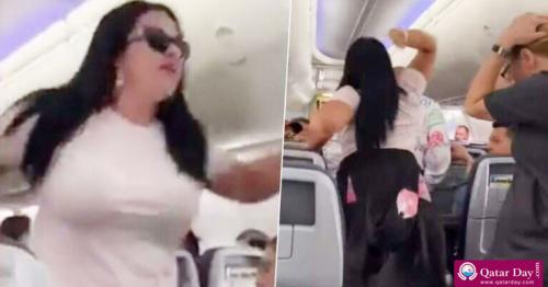 Angry Girlfriend Smashes Laptop on Boyfriend's Head For Looking at Other Women in Flight, Watch Shocking Viral Video
