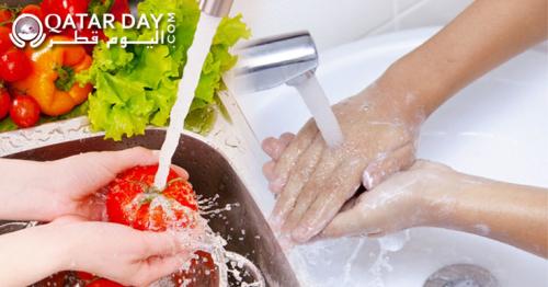 Make sure you are hygienic while preparing food to avoid food poisoning and food-borne illnesses​​