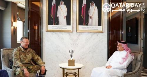 Deputy PM and Minister of Qatar meets US Air Force Commander