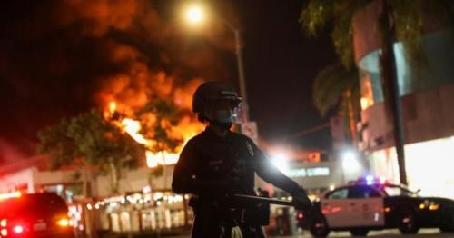 US cities order curfews amid widespread clashes