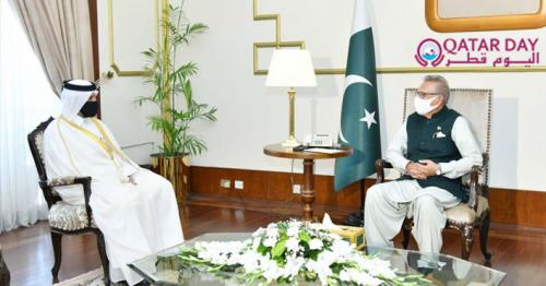 Pakistani President Meets Qatar's Ambassador