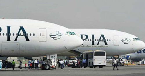 Pakistan International Airlines (PIA) air hostess returns Dh21,385 to passenger travelling from Dubai to Karachi