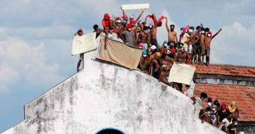 Sri Lanka: Six die in prison riot over Covid panic