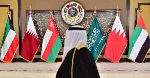 Egypt, UAE welcome Kuwaiti efforts to settle Gulf diplomatic crisis with Qatar