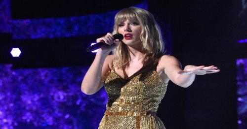 Taylor Swift - Theme park sues singer over Evermore album name