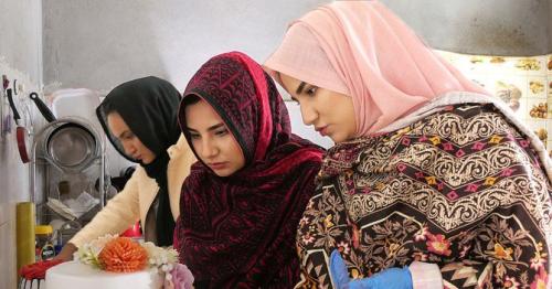 Rising stars: Pakistani sisters fight terror with sweet treats