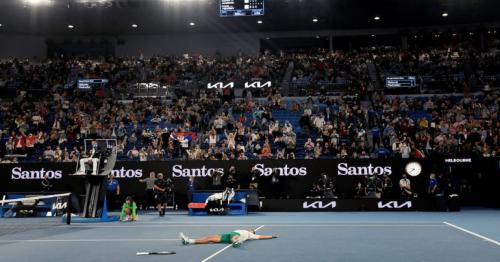 Covid - Australian Open fans criticised for booing vaccine