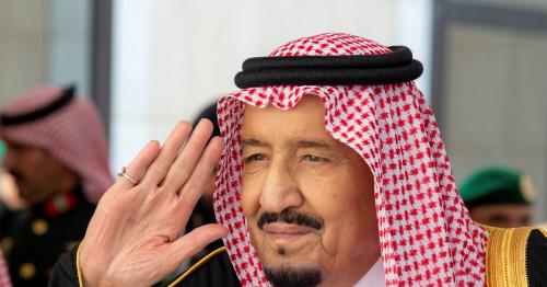 Saudi king approves support for Islamic pilgrimage operators after COVID-19: SPA