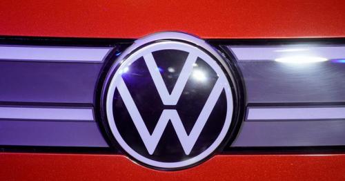 VW to cut up to 4,000 jobs via early retirement, sources say