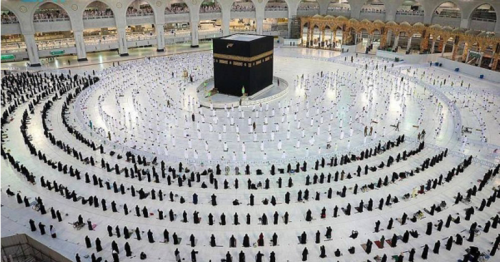 Saudi King orders to shorten taraweeh prayers to 10 raka’ts at Two Holy Mosques