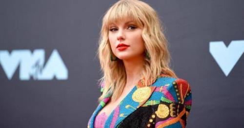 Taylor Swift says recording the next one after re recorded Fearless album tops Billboard 200 chart