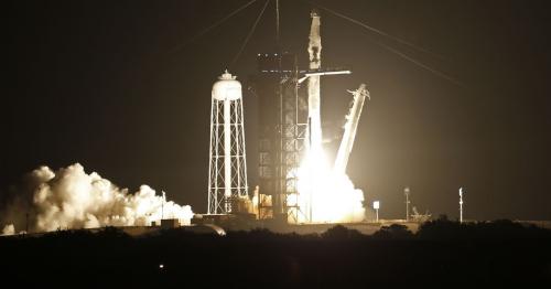 SpaceX rocketship launches 4 astronauts on NASA mission to space station 