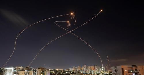 Israel fires artillery into Gaza, Palestinian rocket attacks persist