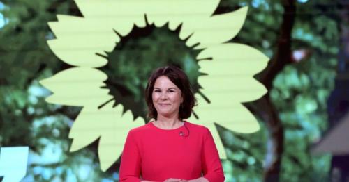 German Green leader wants new policy to aid industry in CO2 reduction 