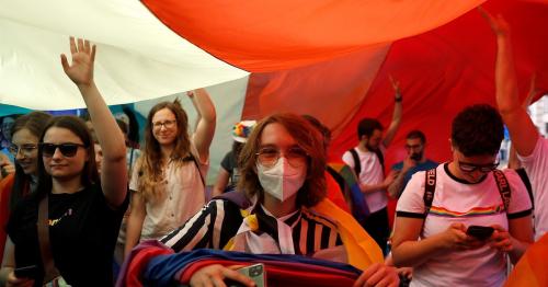 Thousands march for LGBT equality in Polish capital 